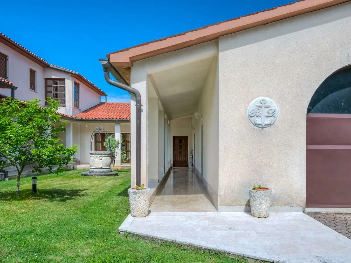 Holiday Home Lupetina By Interhome Hreljići